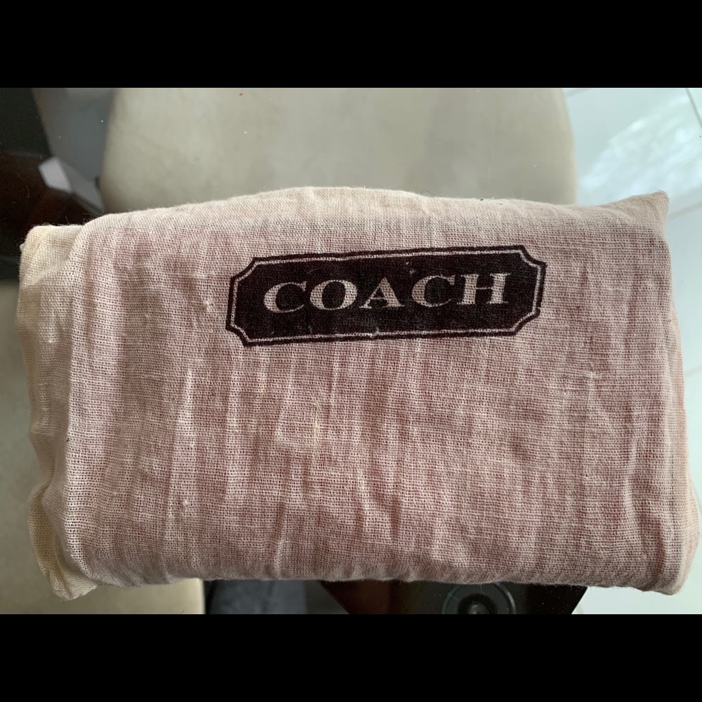 Coach wristlet - Picture 7 of 7